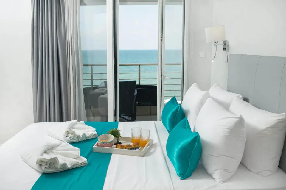 Lux VIP Apartments, Ακίνητα