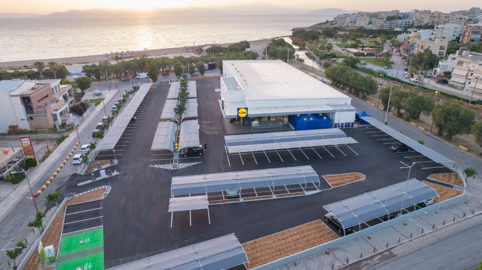 Lidl Eλλάς κατάστημα Ραφήνας, Ακίνητα