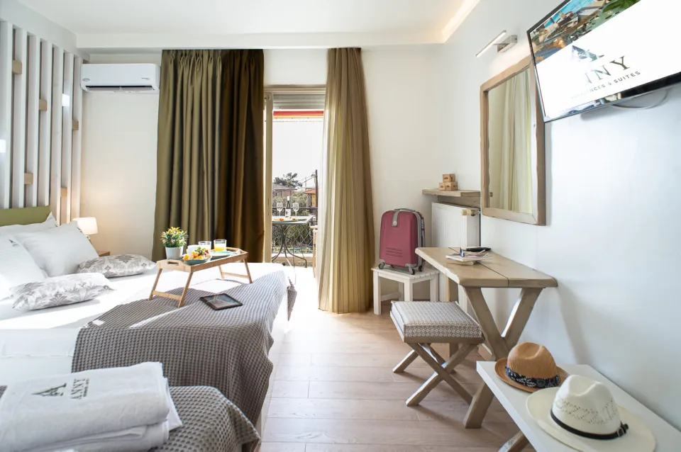 ANNY'S RESIDENCES & SUITES, Ακίνητα