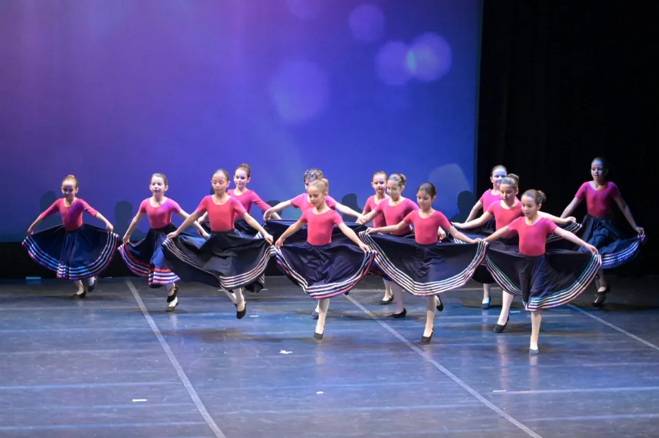 Art & Motion Butterflying, φωτογραφία 2