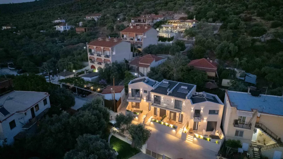 Anny Residences & Suites, Ακίνητα