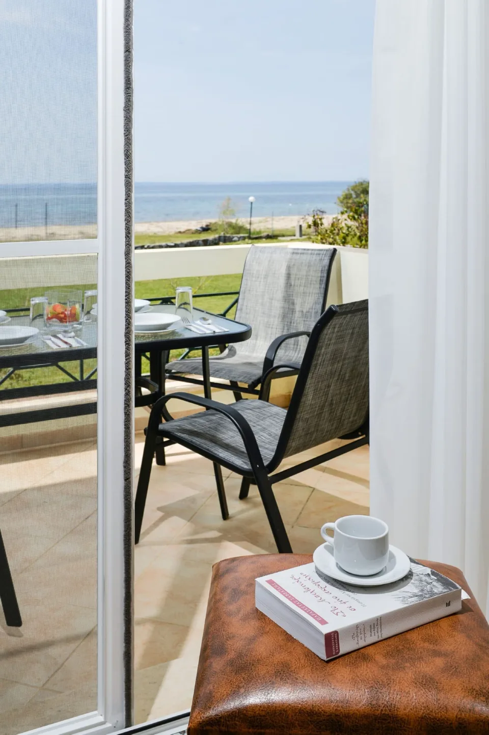 Monopetro Apartments photo shooting, Ακίνητα